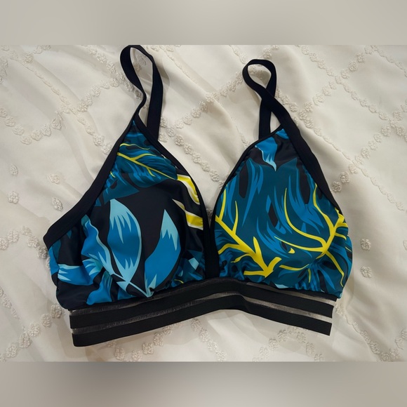 Swim top - Picture 1 of 1